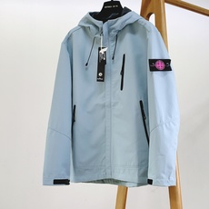 Stone Island 石头岛 2026FW早秋新品 机能连帽冲锋外套🧥妥妥的街头工装硬通货!方格防泼水面料质感出众 Stone Island 石头岛 2026FW早秋新品 机能连帽冲锋外套🧥妥妥的街头工装硬通货!方格防泼水面料质感出众