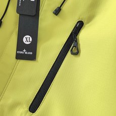 Stone Island 石头岛 2026FW早秋新品 机能连帽冲锋外套🧥妥妥的街头工装硬通货!方格防泼水面料质感出众 Stone Island 石头岛 2026FW早秋新品 机能连帽冲锋外套🧥妥妥的街头工装硬通货!方格防泼水面料质感出众
