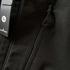 Stone Island 石头岛 2026FW早秋新品 机能连帽冲锋外套🧥妥妥的街头工装硬通货!方格防泼水面料质感出众 Stone Island 石头岛 2026FW早秋新品 机能连帽冲锋外套🧥妥妥的街头工装硬通货!方格防泼水面料质感出众