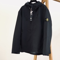 Stone Island 石头岛 2026FW早秋新品 机能连帽冲锋外套🧥妥妥的街头工装硬通货!方格防泼水面料质感出众 Stone Island 石头岛 2026FW早秋新品 机能连帽冲锋外套🧥妥妥的街头工装硬通货!方格防泼水面料质感出众