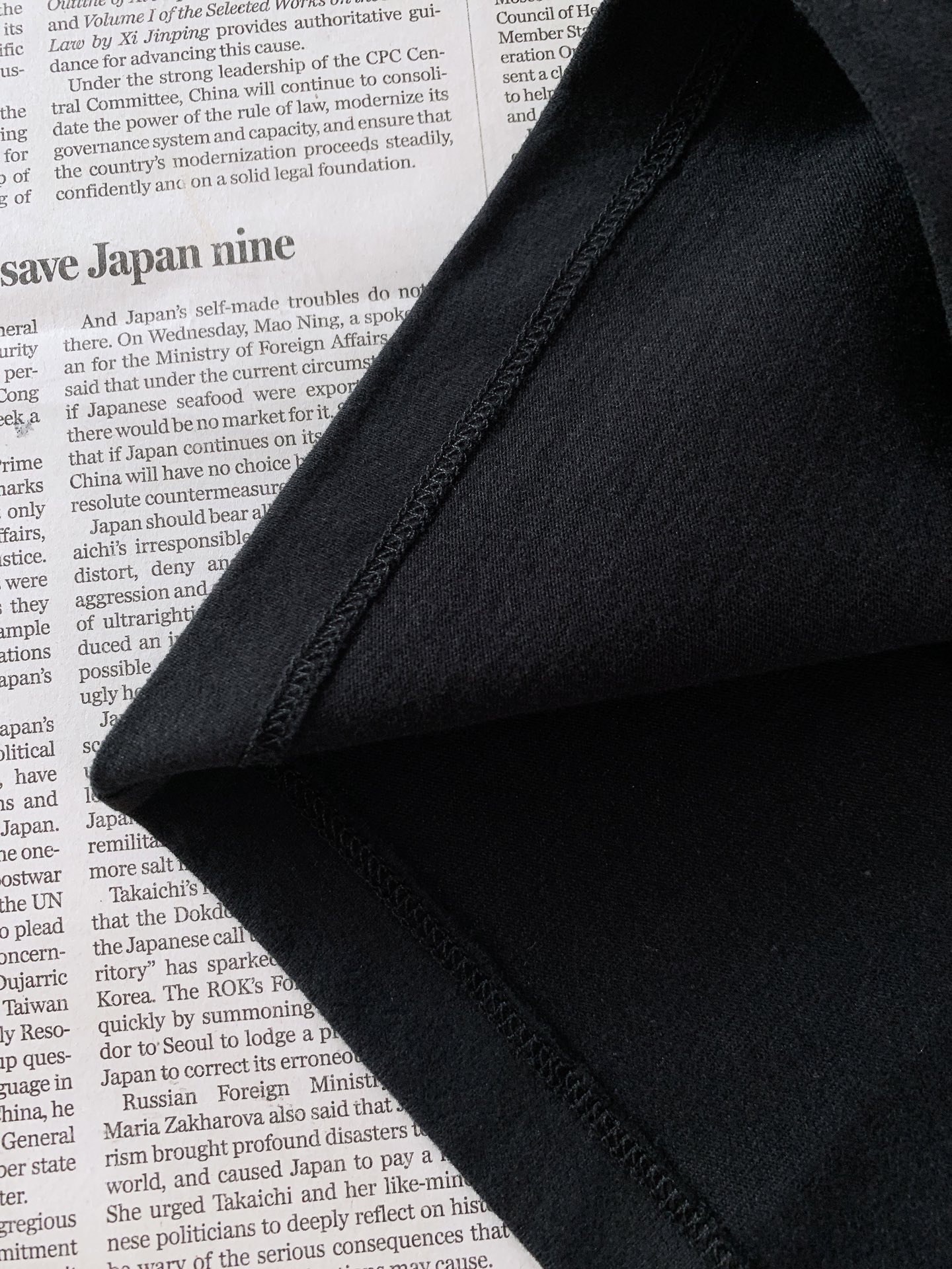 C.P.ComPany 秋冬重磅打底T恤👕 意式工装复古天花板 经典工人人像刺绣标识,黑色亮色刺绣高调吸睛,米白同色系暗 C.P.ComPany 秋冬重磅打底T恤👕 意式工装复古天花板 经典工人人像刺绣标识,黑色亮色刺绣高调吸睛,米白同色系暗
