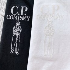 C.P.ComPany 秋冬重磅打底T恤👕 意式工装复古天花板 经典工人人像刺绣标识,黑色亮色刺绣高调吸睛,米白同色系暗 C.P.ComPany 秋冬重磅打底T恤👕 意式工装复古天花板 经典工人人像刺绣标识,黑色亮色刺绣高调吸睛,米白同色系暗