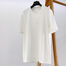 C.P.ComPany 秋冬重磅打底T恤👕 意式工装复古天花板 经典工人人像刺绣标识,黑色亮色刺绣高调吸睛,米白同色系暗 C.P.ComPany 秋冬重磅打底T恤👕 意式工装复古天花板 经典工人人像刺绣标识,黑色亮色刺绣高调吸睛,米白同色系暗