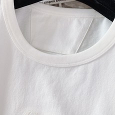 C.P.ComPany 秋冬重磅打底T恤👕 意式工装复古天花板 经典工人人像刺绣标识,黑色亮色刺绣高调吸睛,米白同色系暗 C.P.ComPany 秋冬重磅打底T恤👕 意式工装复古天花板 经典工人人像刺绣标识,黑色亮色刺绣高调吸睛,米白同色系暗