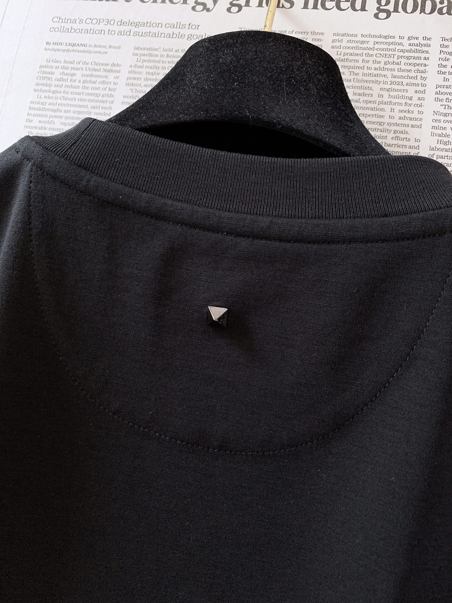 Valentino 华伦天奴 2026FW早秋新品 经典VLogo刺绣短袖打底T恤👕重磅高支纯棉料子,上手就能感受到满满 Valentino 华伦天奴 2026FW早秋新品 经典VLogo刺绣短袖打底T恤👕重磅高支纯棉料子,上手就能感受到满满