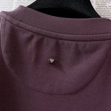 Valentino 华伦天奴 2026FW早秋新品 经典VLogo刺绣短袖打底T恤👕重磅高支纯棉料子,上手就能感受到满满 Valentino 华伦天奴 2026FW早秋新品 经典VLogo刺绣短袖打底T恤👕重磅高支纯棉料子,上手就能感受到满满