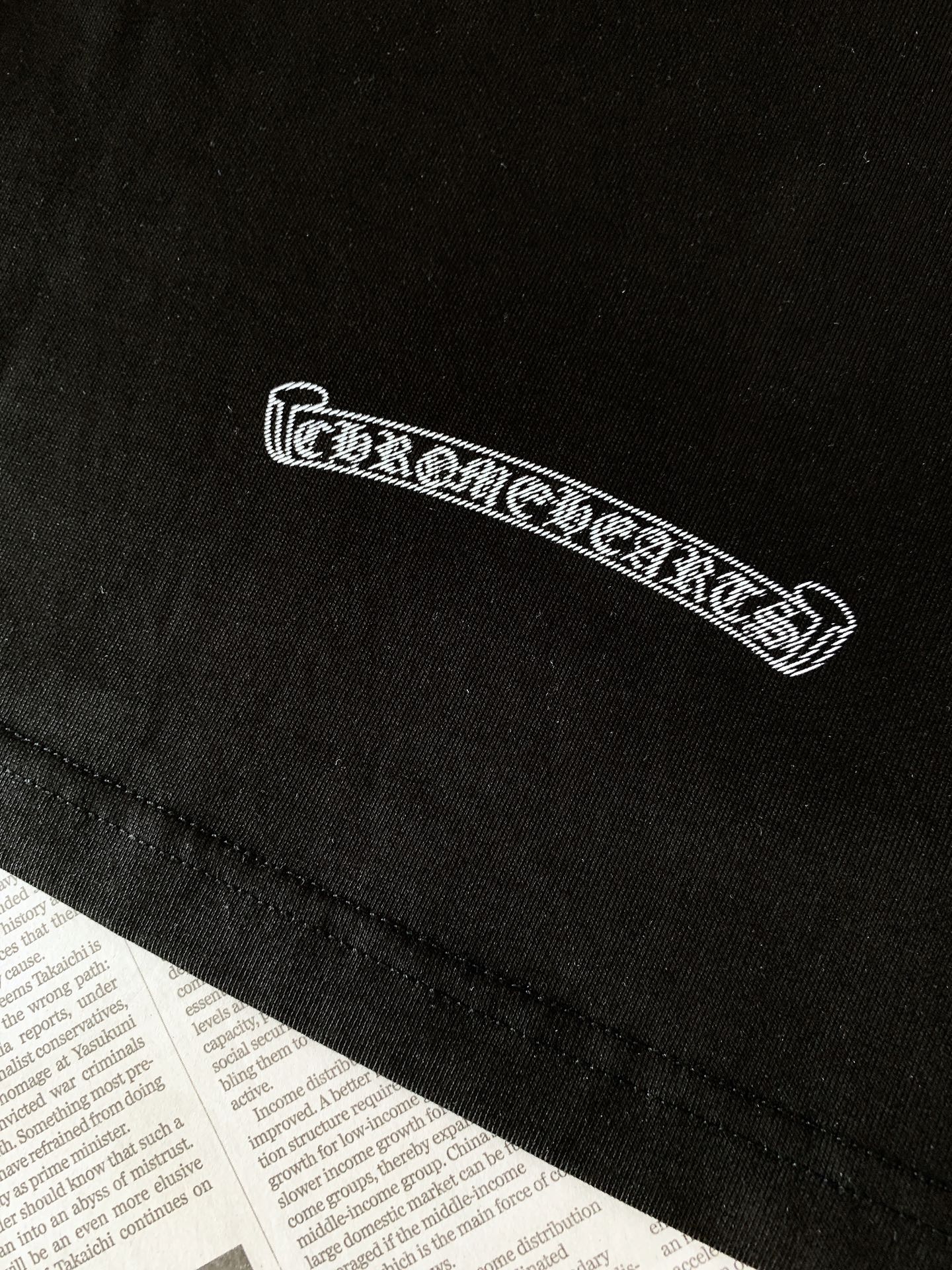 Chrome Hearts 克罗心 2026FW早秋新品 长袖印花打底T恤🥼高克重重磅纯棉料子,手感厚实细腻,上身很有 Chrome Hearts 克罗心 2026FW早秋新品 长袖印花打底T恤🥼高克重重磅纯棉料子,手感厚实细腻,上身很有