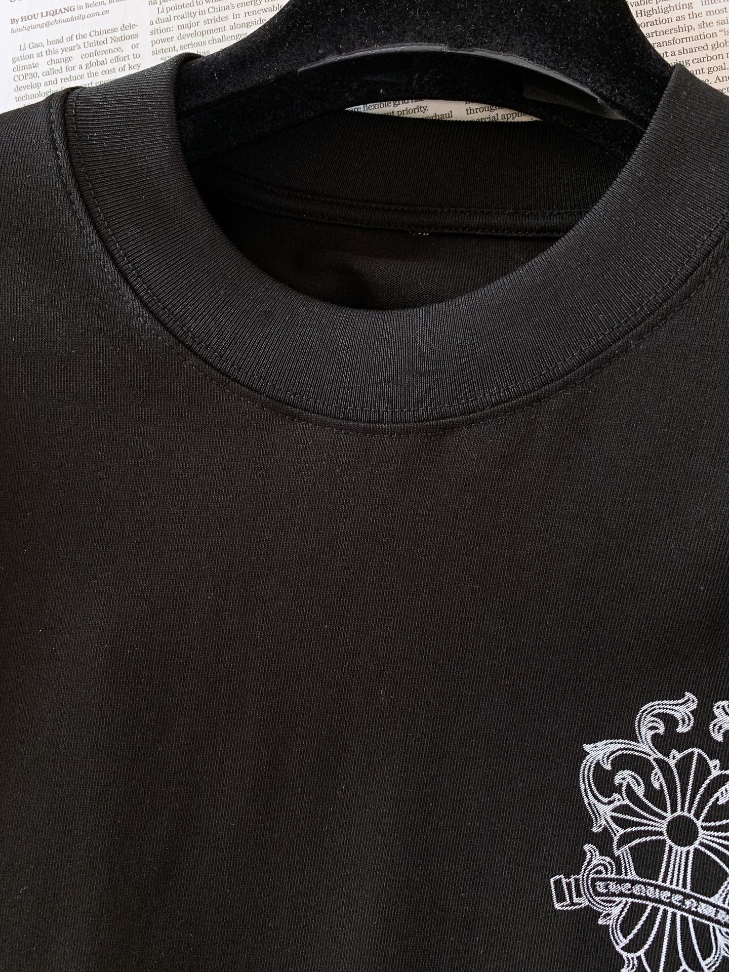 Chrome Hearts 克罗心 2026FW早秋新品 长袖印花打底T恤🥼高克重重磅纯棉料子,手感厚实细腻,上身很有 Chrome Hearts 克罗心 2026FW早秋新品 长袖印花打底T恤🥼高克重重磅纯棉料子,手感厚实细腻,上身很有