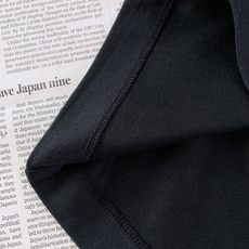 Prada 普拉达 2026FW早秋新品 领口三角标短袖打底T恤👕 今年很出圈的一款极简轻奢T,把低调高级感拿捏到位。 Prada 普拉达 2026FW早秋新品 领口三角标短袖打底T恤👕 今年很出圈的一款极简轻奢T,把低调高级感拿捏到位。