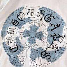Chrome Hearts 克罗心 2026FW早秋新品 新款牛仔贴布短袖T恤👕 高克重精梳棉料子拿到手就能感受到质感 Chrome Hearts 克罗心 2026FW早秋新品 新款牛仔贴布短袖T恤👕 高克重精梳棉料子拿到手就能感受到质感