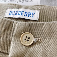 Burberry 巴宝莉 2026FW早秋新品 男士磨毛休闲裤👖真正兼顾格调与实穿的神款!重磅斜纹磨毛面料,内里带薄磨毛 Burberry 巴宝莉 2026FW早秋新品 男士磨毛休闲裤👖真正兼顾格调与实穿的神款!重磅斜纹磨毛面料,内里带薄磨毛