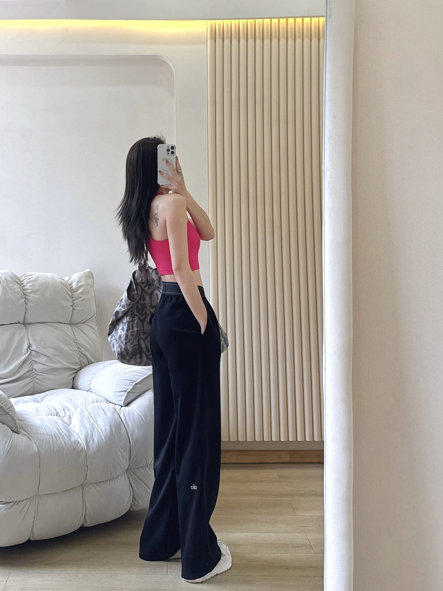 Alo tank yoga pink