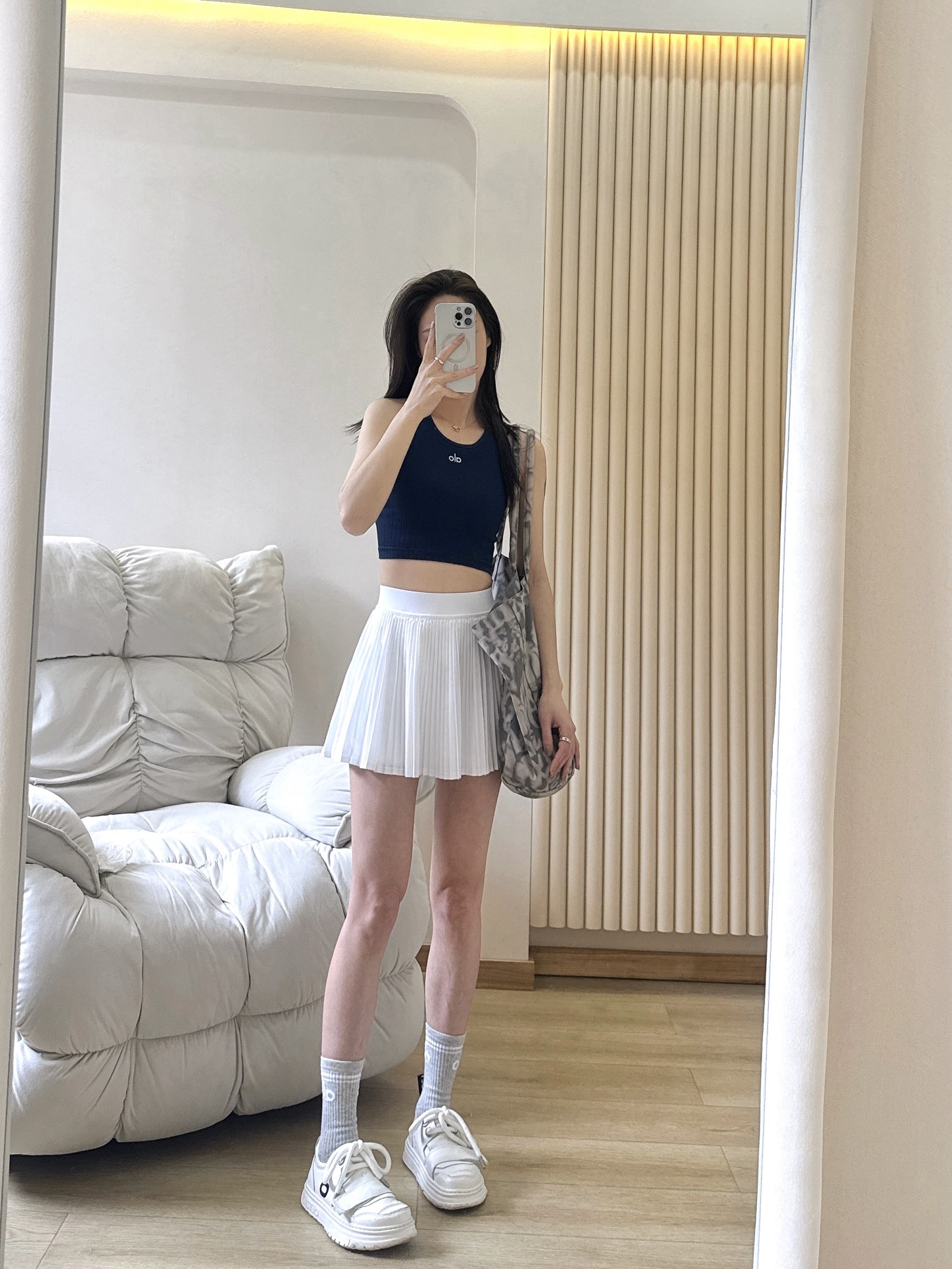 Alo tank everyday white yoga