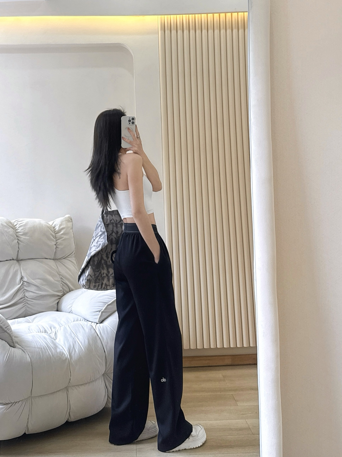 Alo tank everyday white yoga