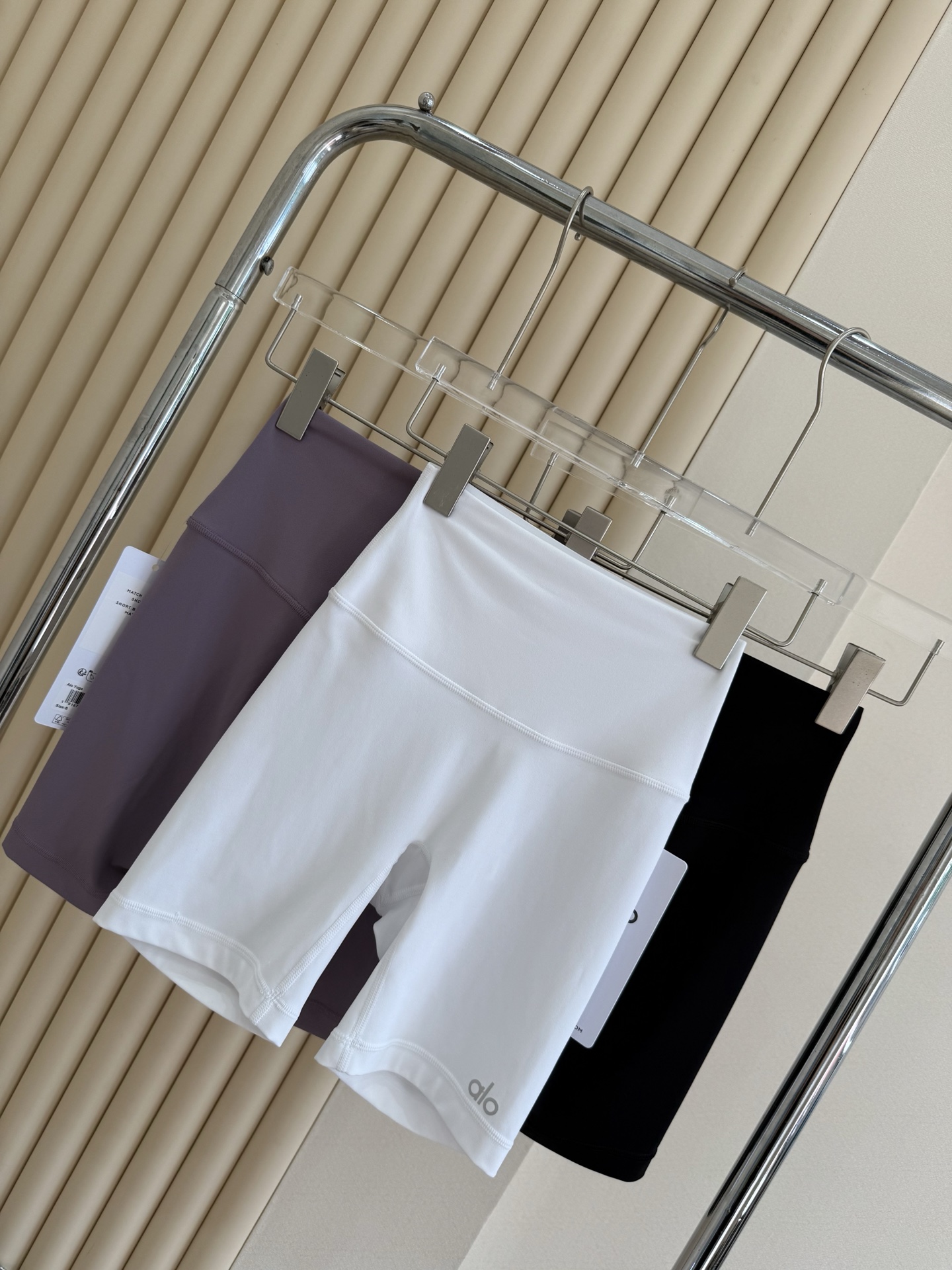 Alo shorts yoga lavender