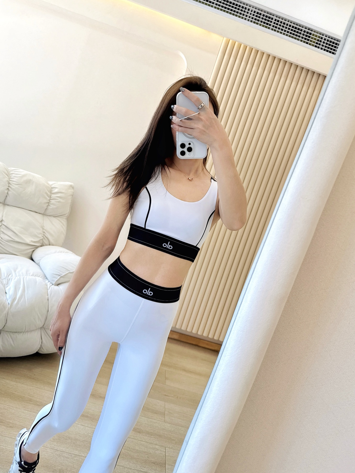 Alo set training white and navy yoga