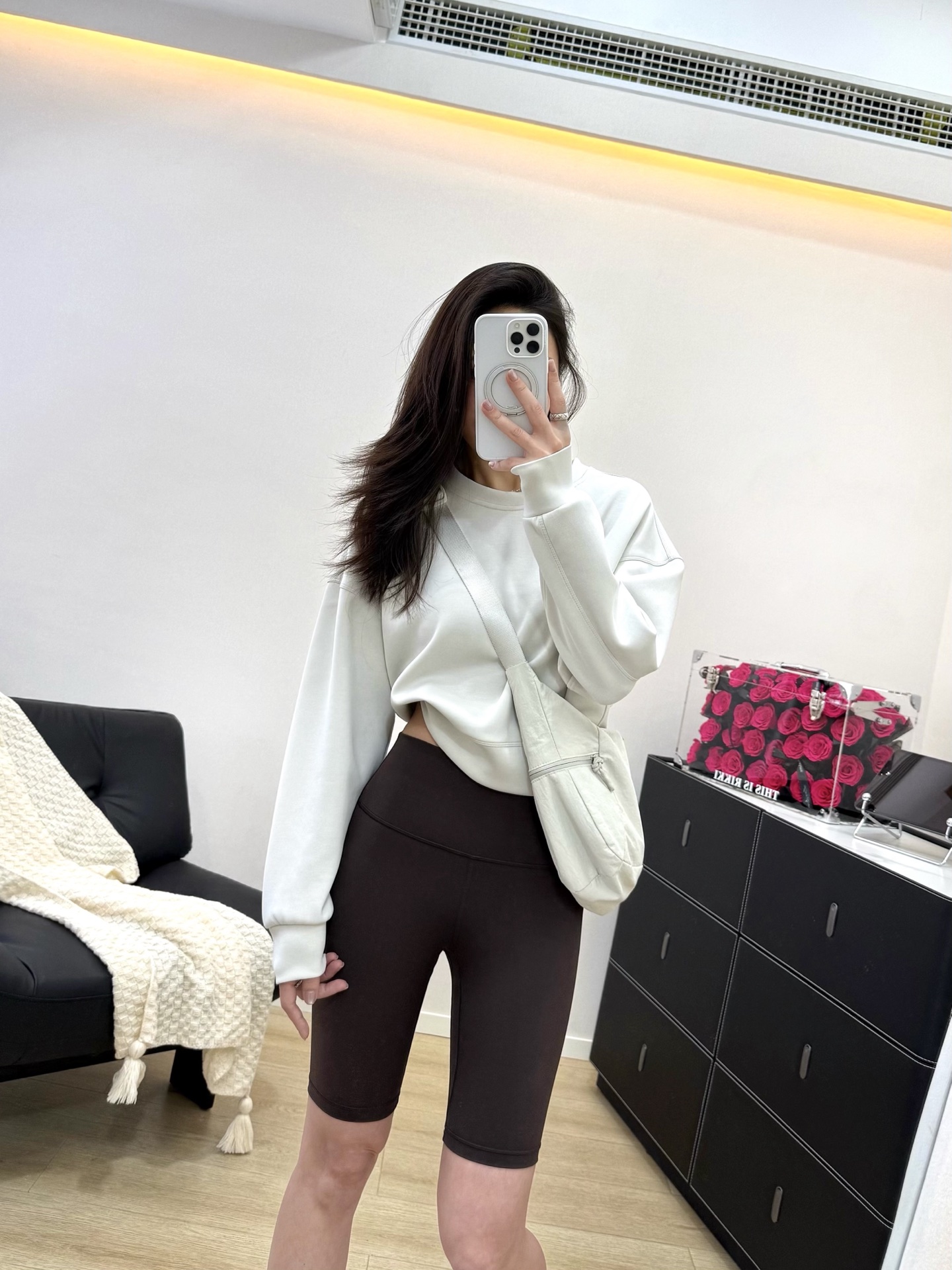 Lulu Shorts Espresso coffee Dark coffee color is very slimming Lulu Shorts yoga