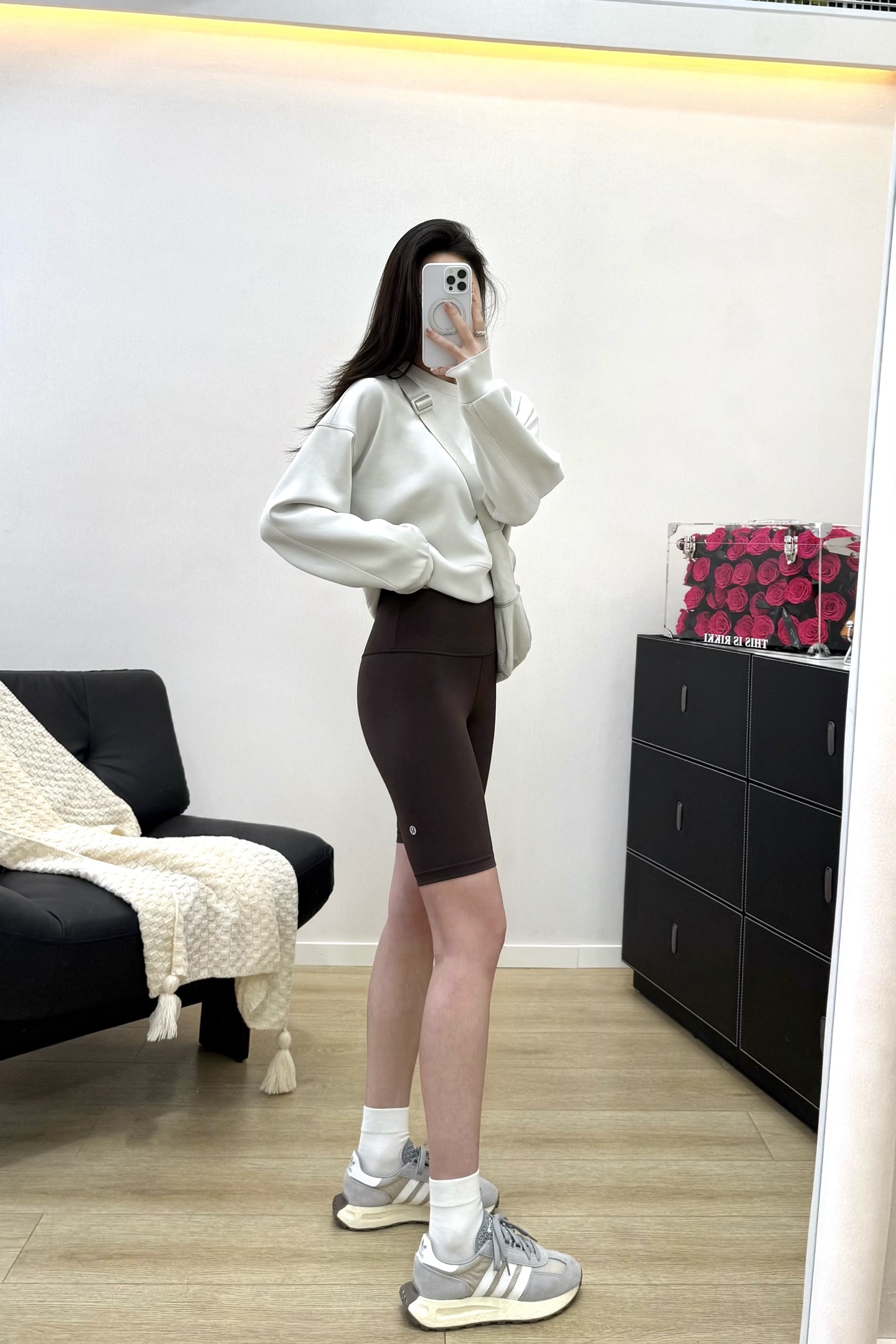 Lulu Shorts Espresso coffee Dark coffee color is very slimming Lulu Shorts yoga