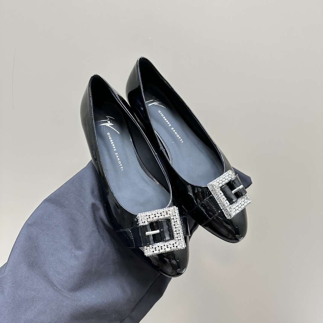 Giuseppe Zanotti 2024ss Flat Sole Shoes: Crystallized Water Detail, Leather Soles, Unique Design - 图片 7