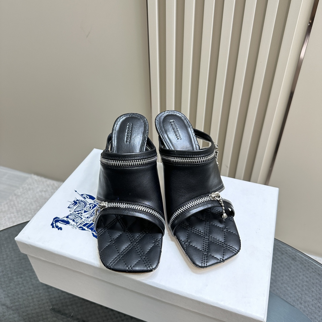 Ms. Burberry SS24 Velvet Sandal Slippers with Zipper Design - 图片 3
