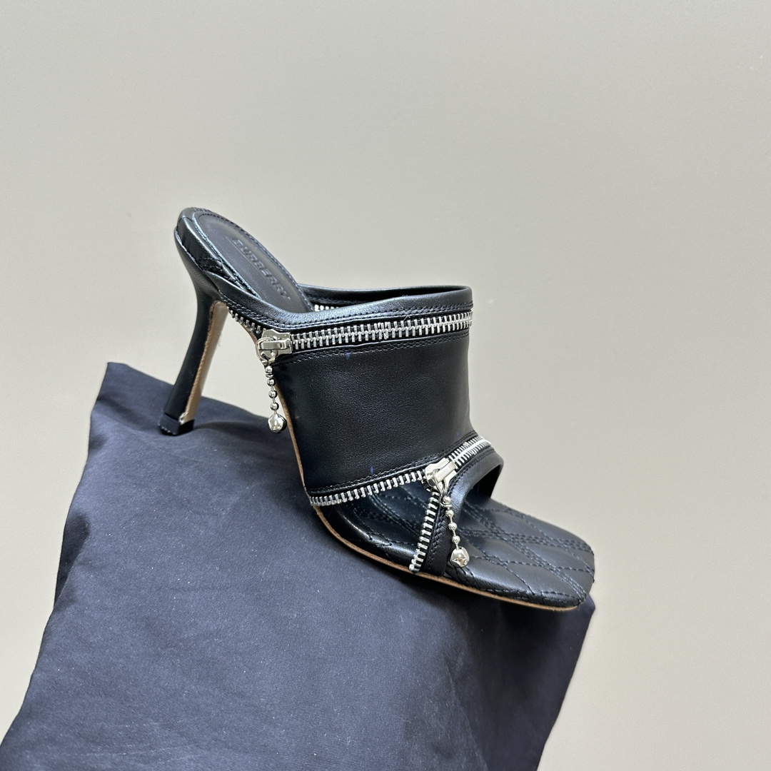 Ms. Burberry SS24 Velvet Sandal Slippers with Zipper Design - 图片 7