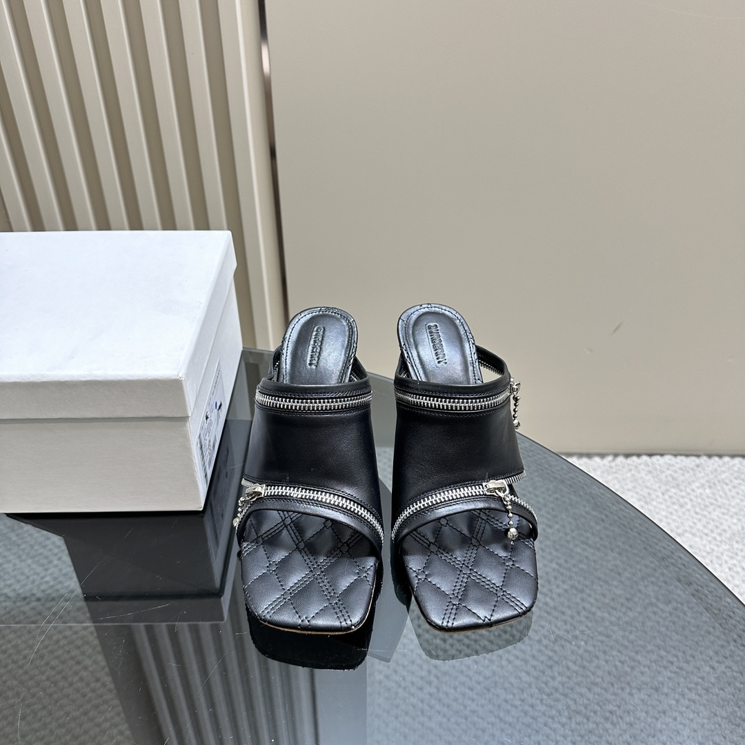 Ms. Burberry SS24 Velvet Sandal Slippers with Zipper Design - 图片 2
