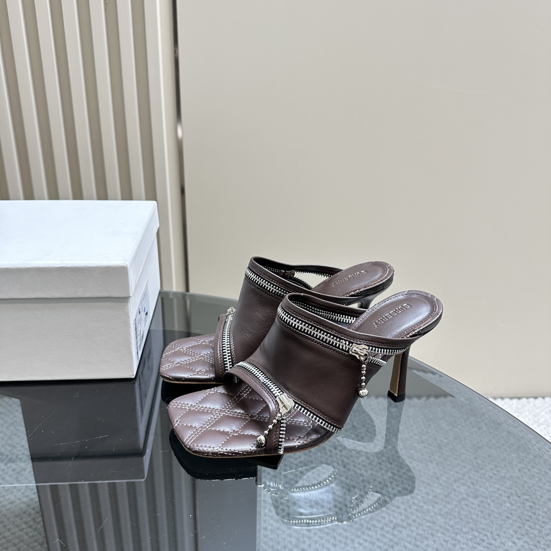 Ms. Burberry SS24 Velvet Sandal Slippers with Zipper Design - 图片 1