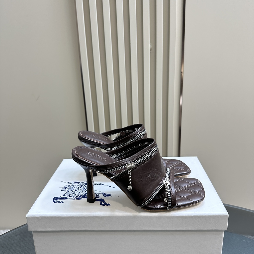 Ms. Burberry SS24 Velvet Sandal Slippers with Zipper Design - 图片 4
