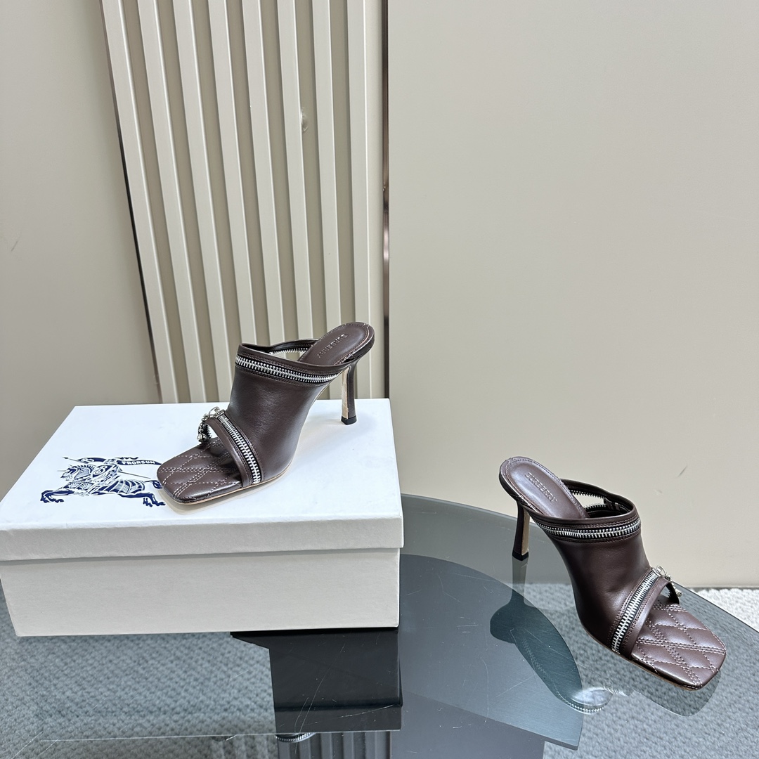 Ms. Burberry SS24 Velvet Sandal Slippers with Zipper Design - 图片 6