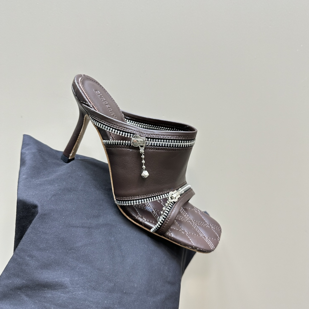 Ms. Burberry SS24 Velvet Sandal Slippers with Zipper Design - 图片 7