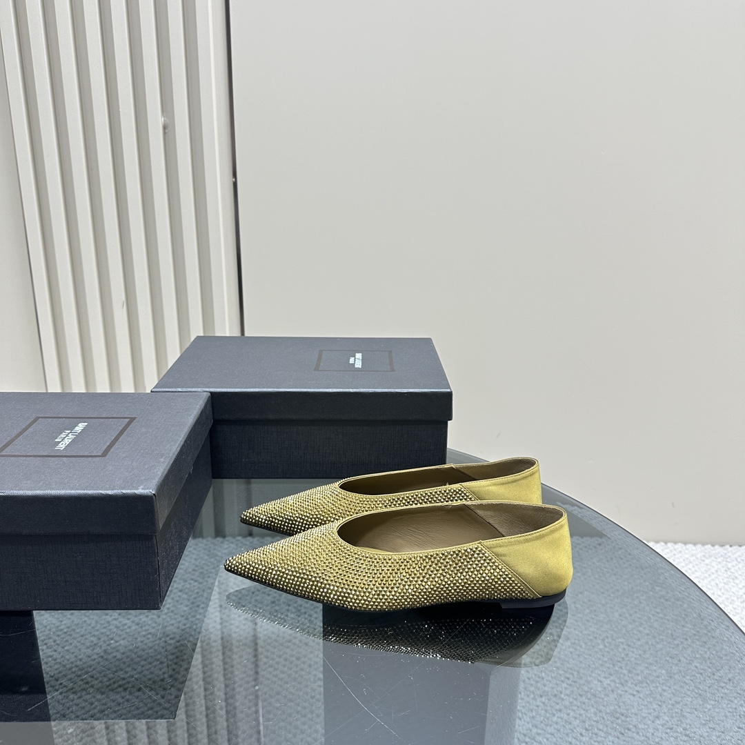 Yves Saint Laurent Scarpe Monostrato 1: 1 replica all’ingrosso
 Cuoio genuino Pelle di pecora Seta