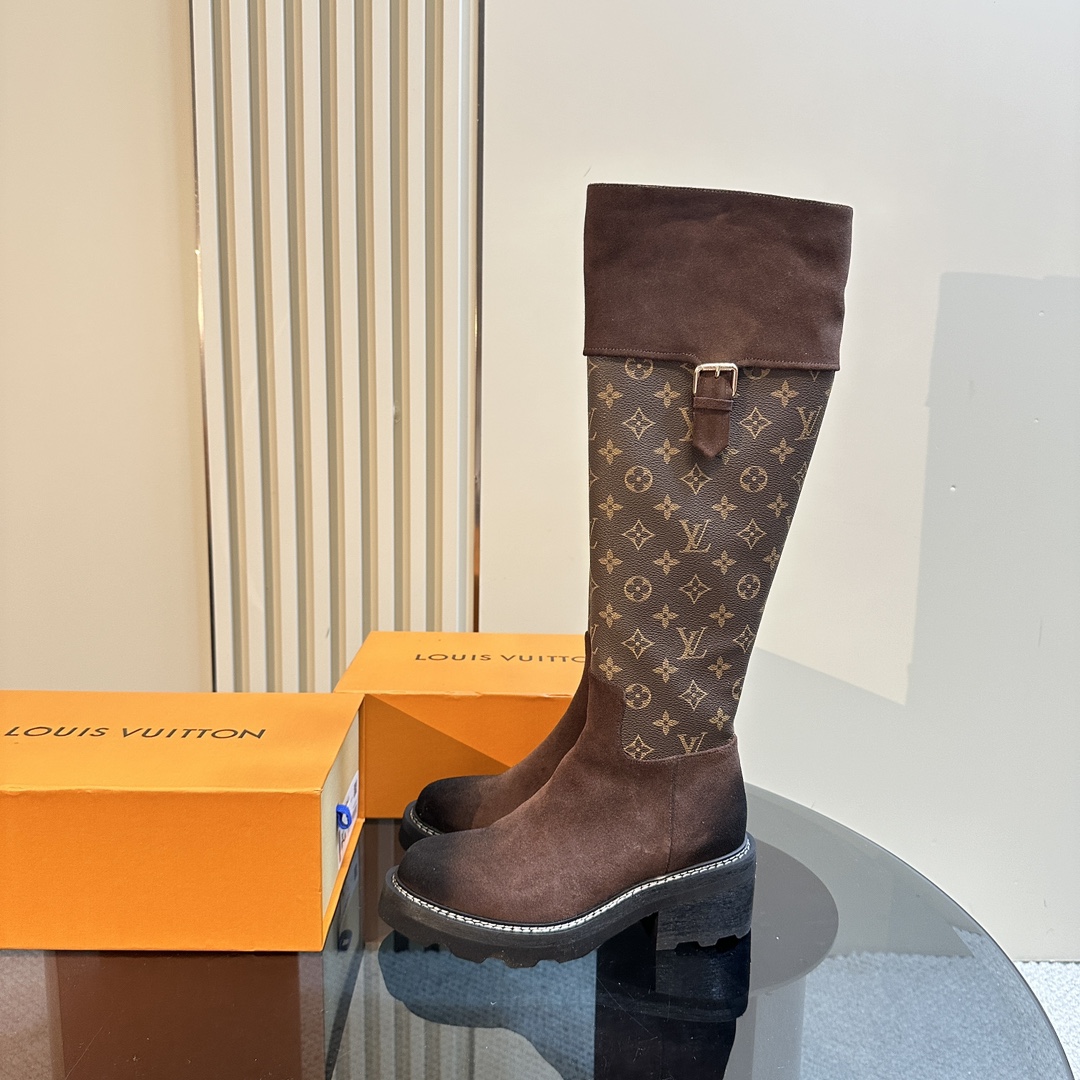 Louis Vuitton Bottes Longues Cuir de vache Genuine Leather Caoutchouc Peu importe