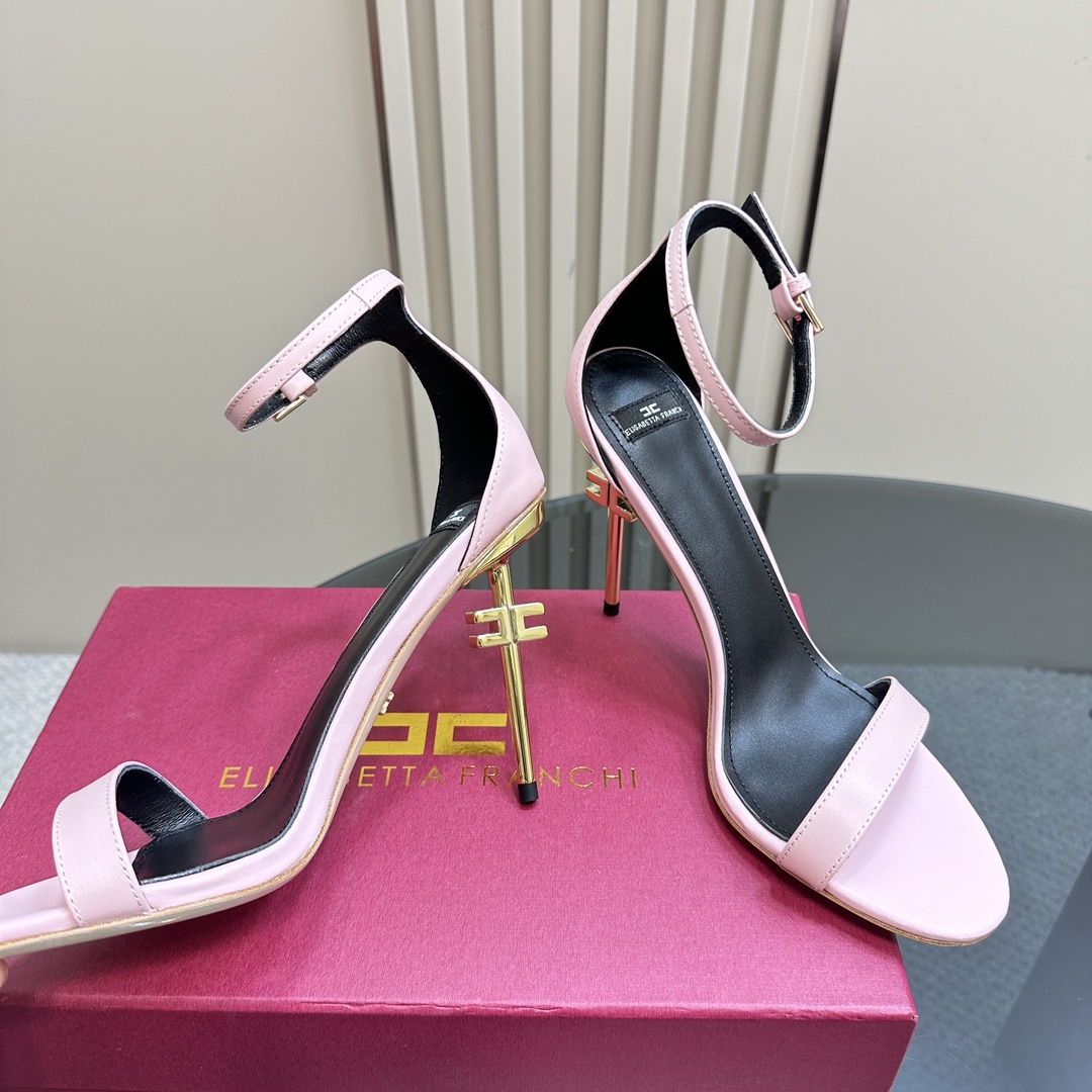 Luxurious French Heels: Elisabetta Franchi Fashion Show Highlights 10.5cm Elegance - 图片 4