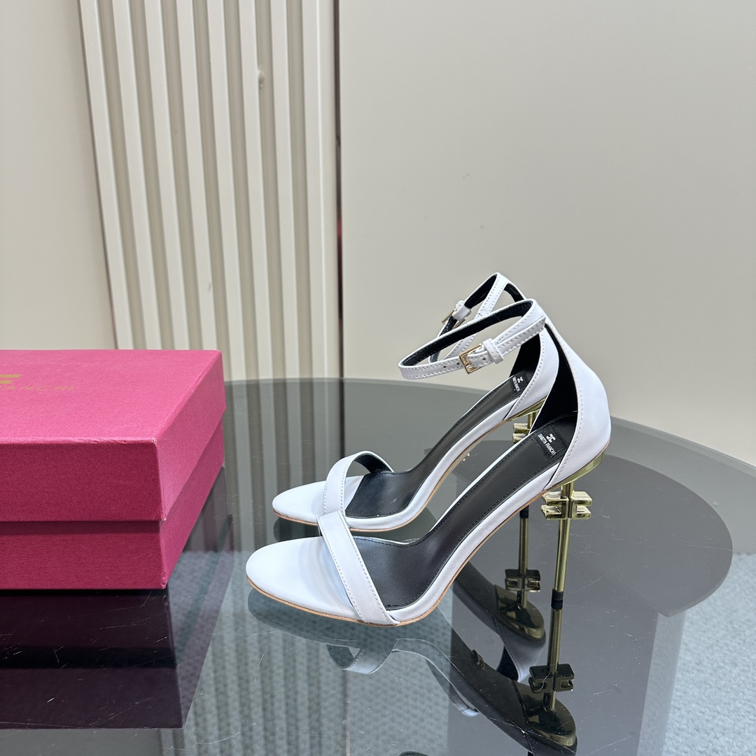 Luxurious Elisabetta Franchi Heels: Italian Fashion Brand with High-Speed Elegance