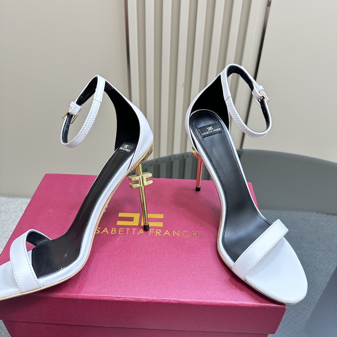 Luxurious Elisabetta Franchi Heels: Italian Fashion Brand with High-Speed Elegance - 图片 4