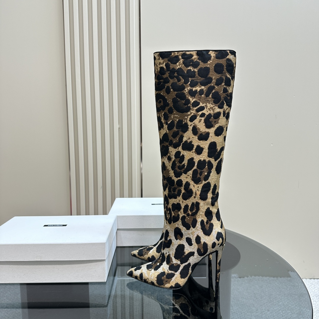 Dolce & Gabbana Panther Knee Boots: Brown, Original Fabric, Sheepskin, Full Skin. - 图片 1