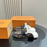Louis Vuitton2025 Nuova versione top della versione originale dello sviluppo originale del livello semi -dragaggio retrò retrò retrò vintage! Pieno di senso di alto livello! Quello che i blogger in patria e all'estero sono esplosi e i piedi retrò e alla moda sono bellissimi! Sito ufficiale Push e tomaia principale: LV originale Special Old Flower Foods, Croci crogioli ▪️ INTERNO: lana ▪️ Odar: suola in pelle italiana originale ▪ Codice: 35-39 (40, 41, 42 personalizzazione senza sostituzione) 456290 456290 1 Louis Vuitton2025 Nuova versione top della versione originale dello sviluppo originale del livello semi -dragaggio retrò retrò retrò vintage! Pieno di senso di alto livello! Quello che i blogger in patria e all’estero sono esplosi e i piedi retrò e alla moda sono bellissimi! Sito ufficiale Push e tomaia principale: LV originale Special Old Flower Foods, Croci crogioli ▪️ INTERNO: lana ▪️ Odar: suola in pelle italiana originale ▪ Codice: 35-39 (40, 41, 42 personalizzazione senza sostituzione) 456290 456290