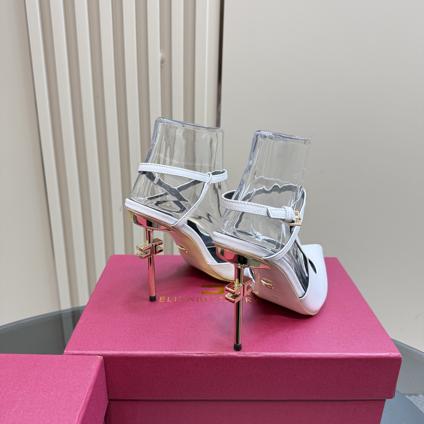 Elisabetta Franchi: Italian Luxury Fashion with Sharp Elegance and High Quality - 图片 5