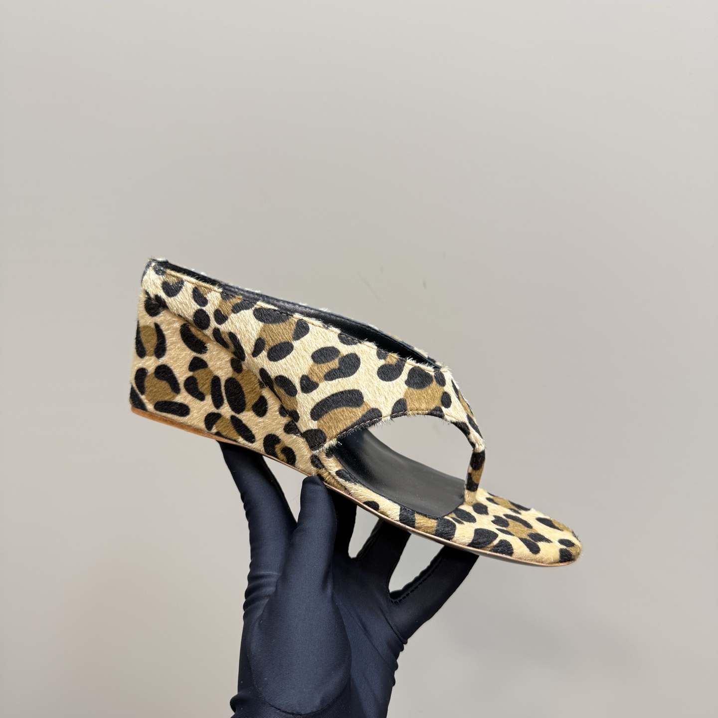 ALAÏA High Love Sandal with Leopard Print, Silk Upper, and Sculptural Heel 2 i1742297121697 3703 0 6