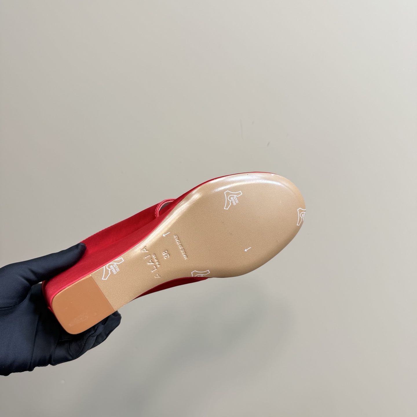 ALAÏA Women's Red Silk Wedge Thong Sandals - High Love Collection 10 i1742297140491 6311 0 8