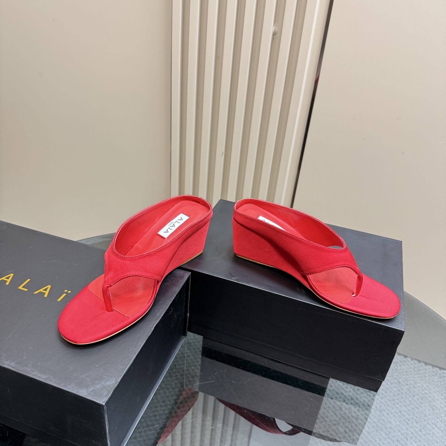 ALAÏA Women's Red Silk Wedge Thong Sandals - High Love Collection 7 i1742297140523 6849 0 4