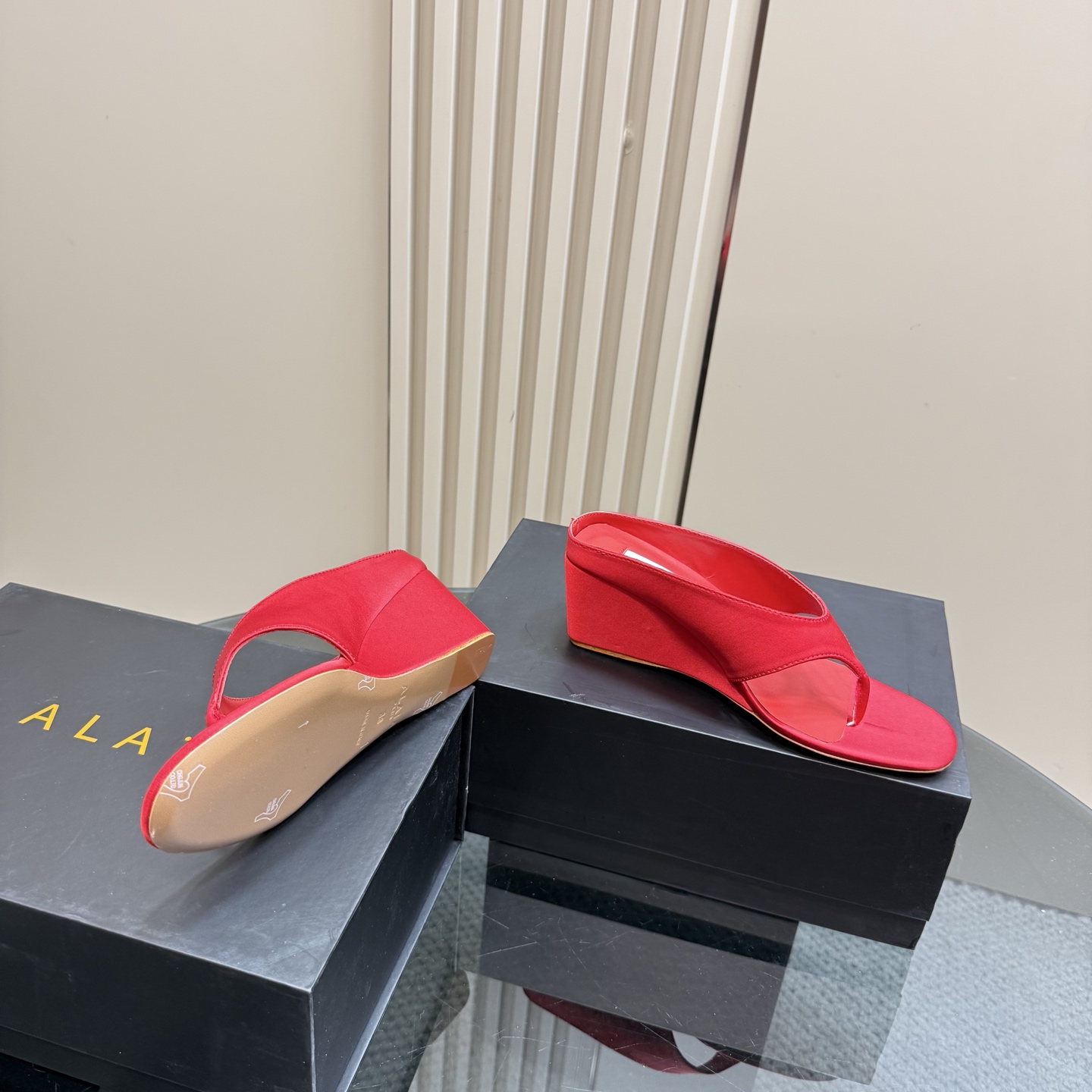 ALAÏA Women's Red Silk Wedge Thong Sandals - High Love Collection 8 i1742297141883 2851 0 5