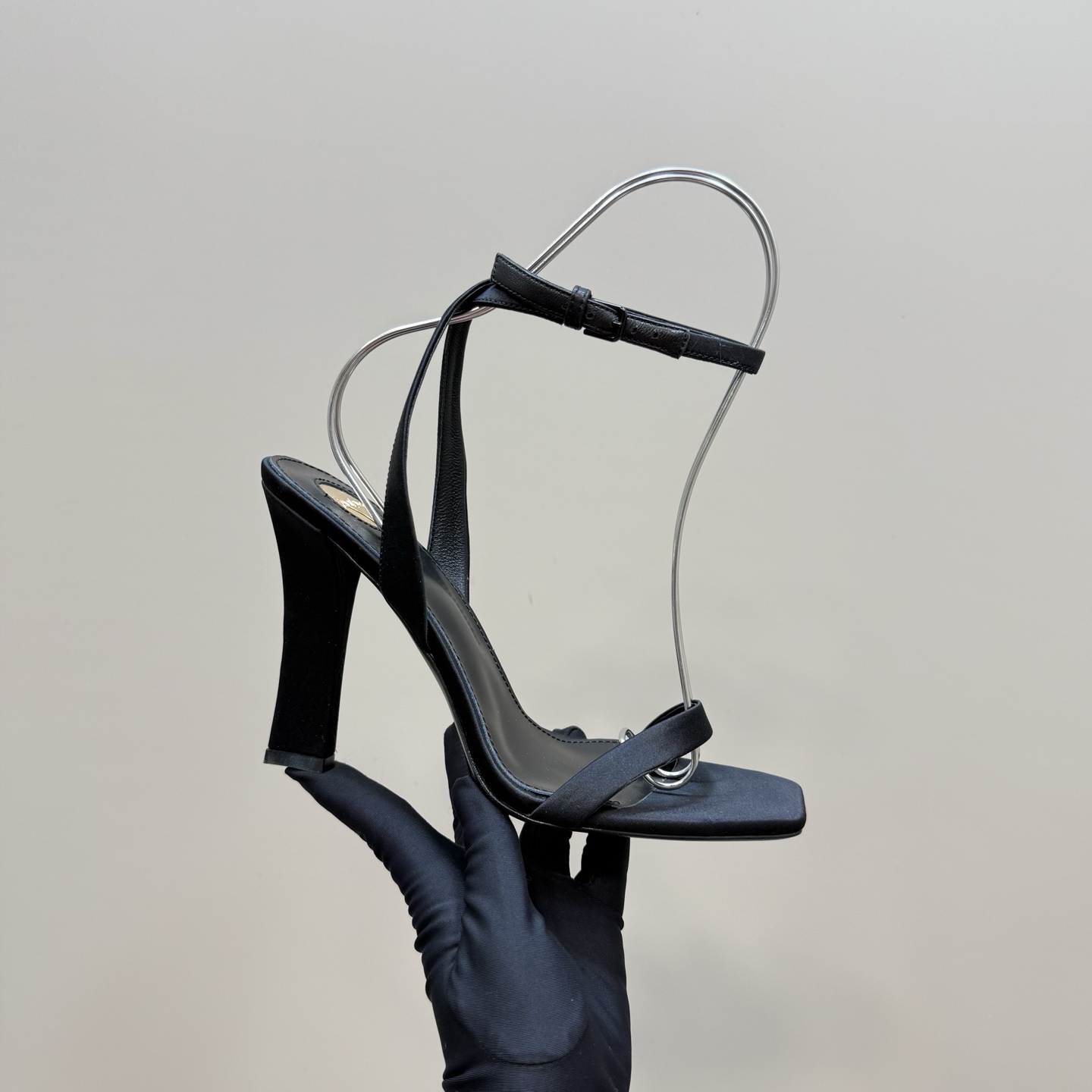 Saint Laurent Elegant Silk High Heel Sandals - Summer Collection 2 i1742756289672 1439 0 8