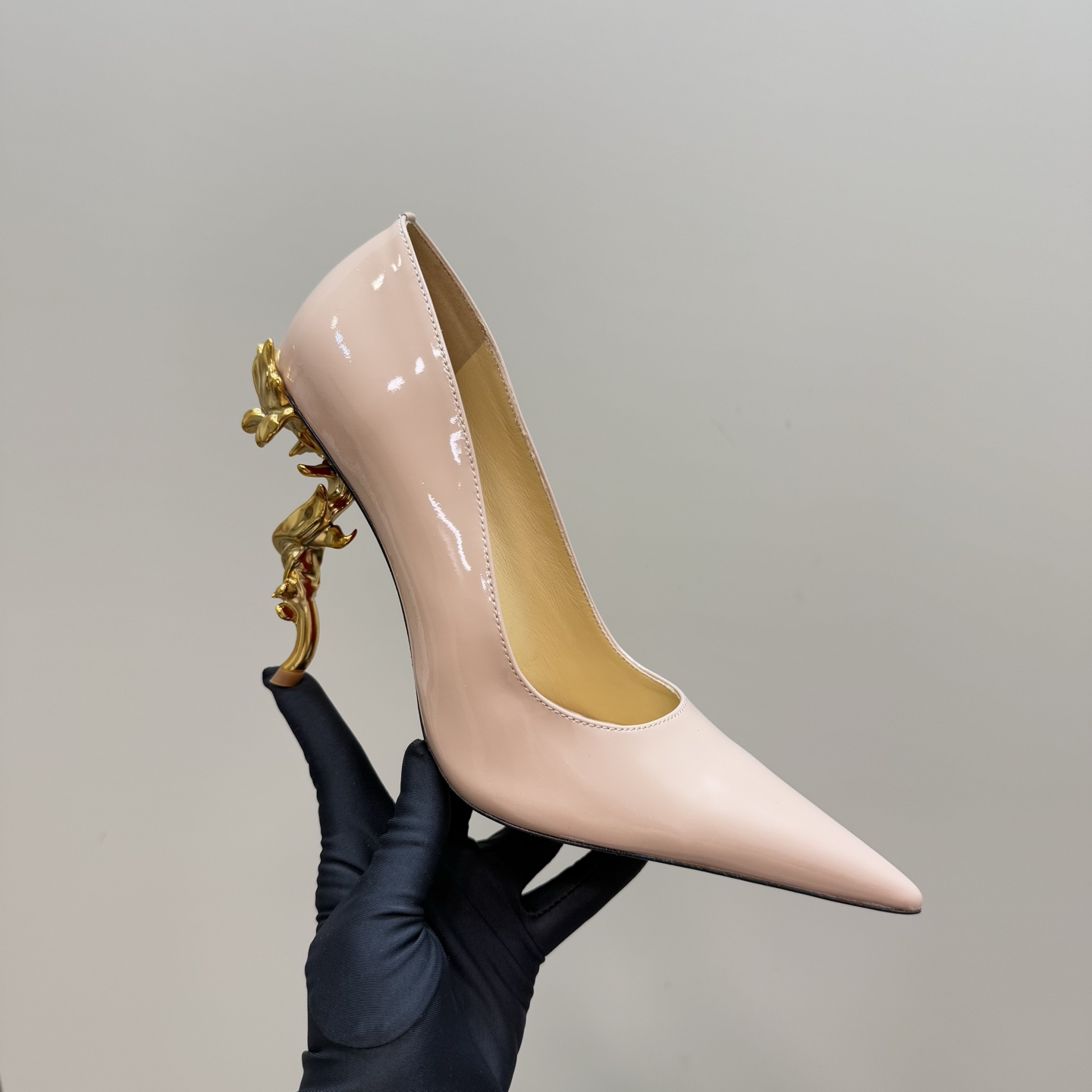 Christian Louboutin 2025 Spring/Summer Heels - Sculptural Art for Your Feet 2 i1743375755730 459 0 6
