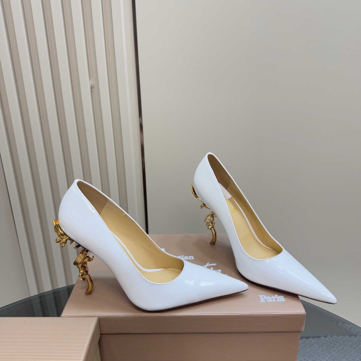 Christian Louboutin White Patent Leather Pumps with Sculptural Gold Heel 6 i1743375952172 6378 0 3