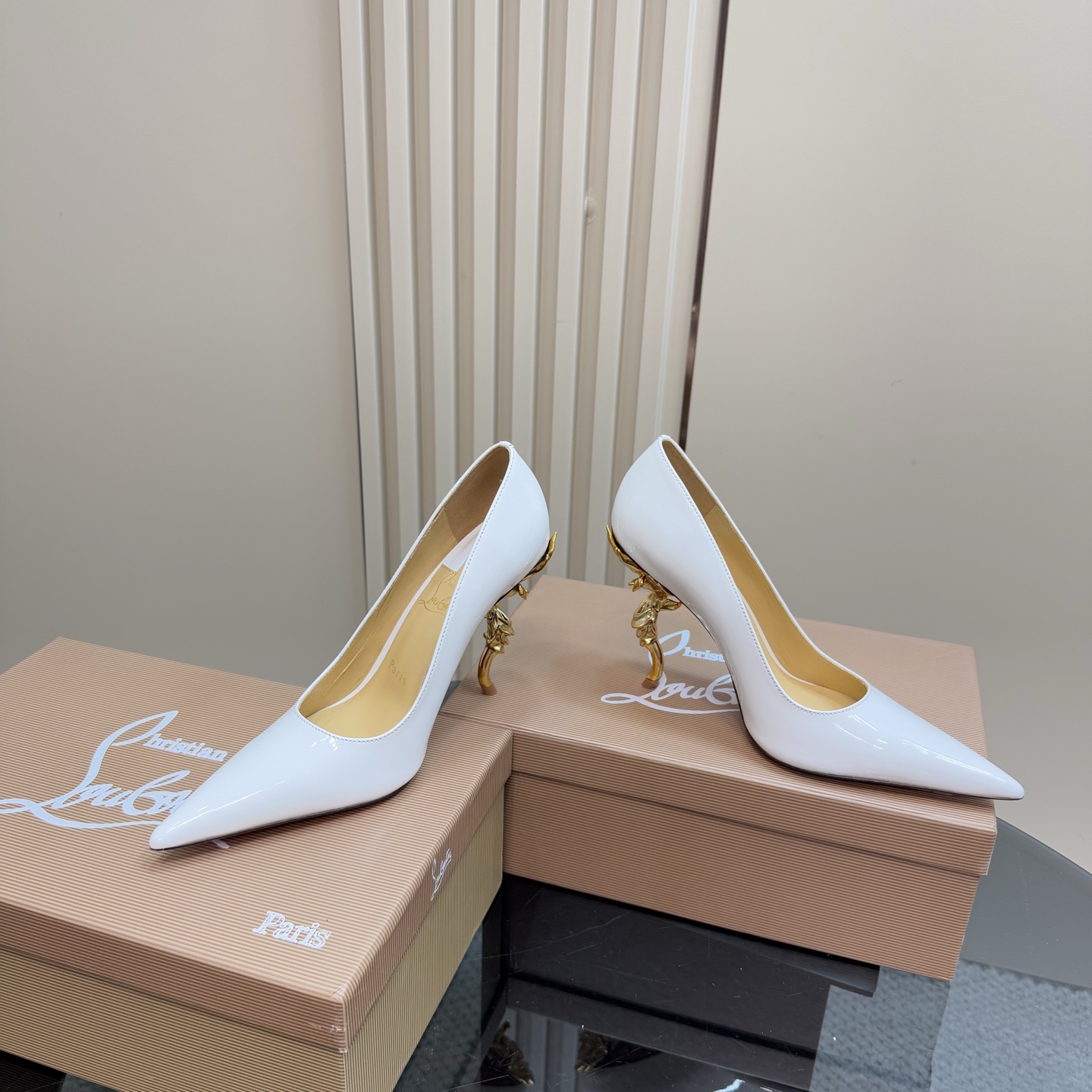 Christian Louboutin White Patent Leather Pumps with Sculptural Gold Heel 7 i1743375952193 9813 0 4