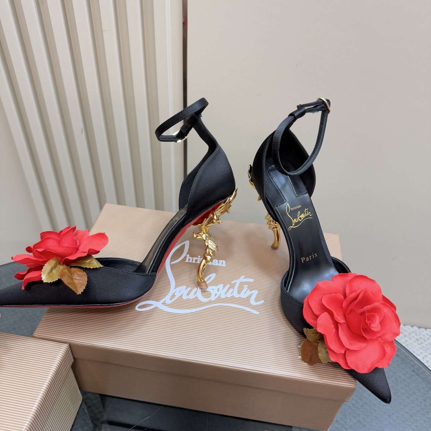 Christian Louboutin 2025 Runway Heels - Limited Edition Sculptural Art 5 i1743376632972 694 0 2
