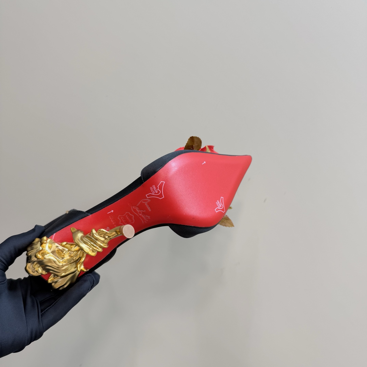 Christian Louboutin 2025 Runway Heels - Limited Edition Sculptural Art 11 i1743376634597 4729 0 9