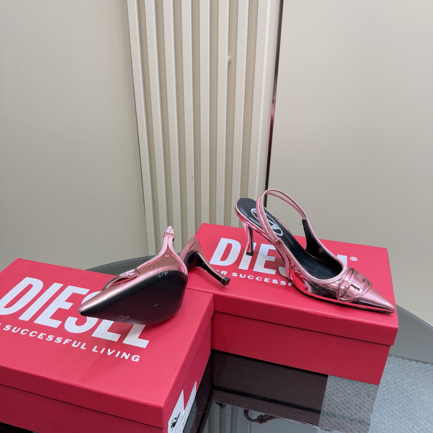 Diesel’s Top Edition 700: 2024 Spring/Summer Post-Pretty Heels Collection - 图片 6