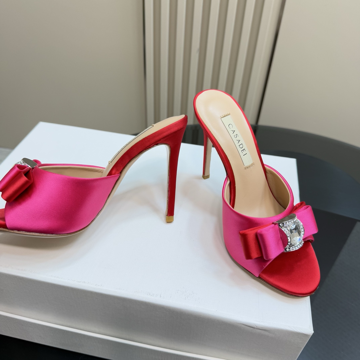 Stylish CASADEI/Cassanti Heels with Water Drills and Italian Leather – Sizes 35-39 - 图片 3